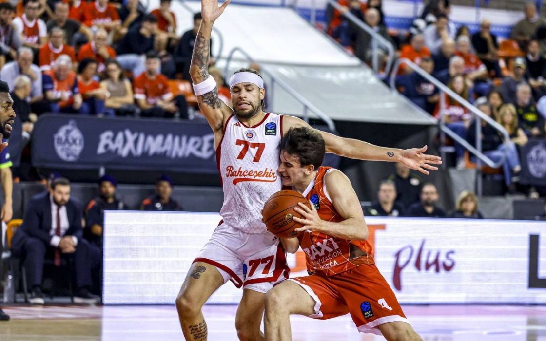 El Baxi Manresa no té cap opció davant el Bahcesehir (67-81) El Baxi Manresa no té cap opció davant el Bahcesehir (67-81)