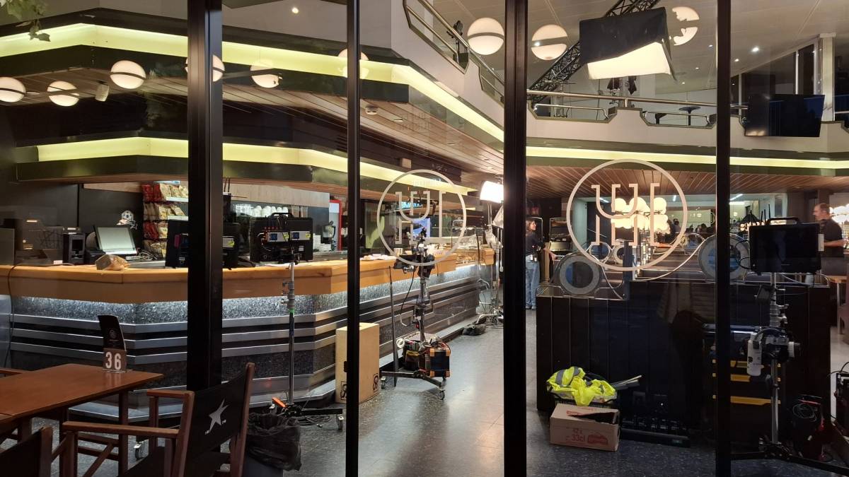 L'Hotel Urpí recrea el Hard Rock Cafe a la pel·lícula sobre l'atemptat del 17-A
