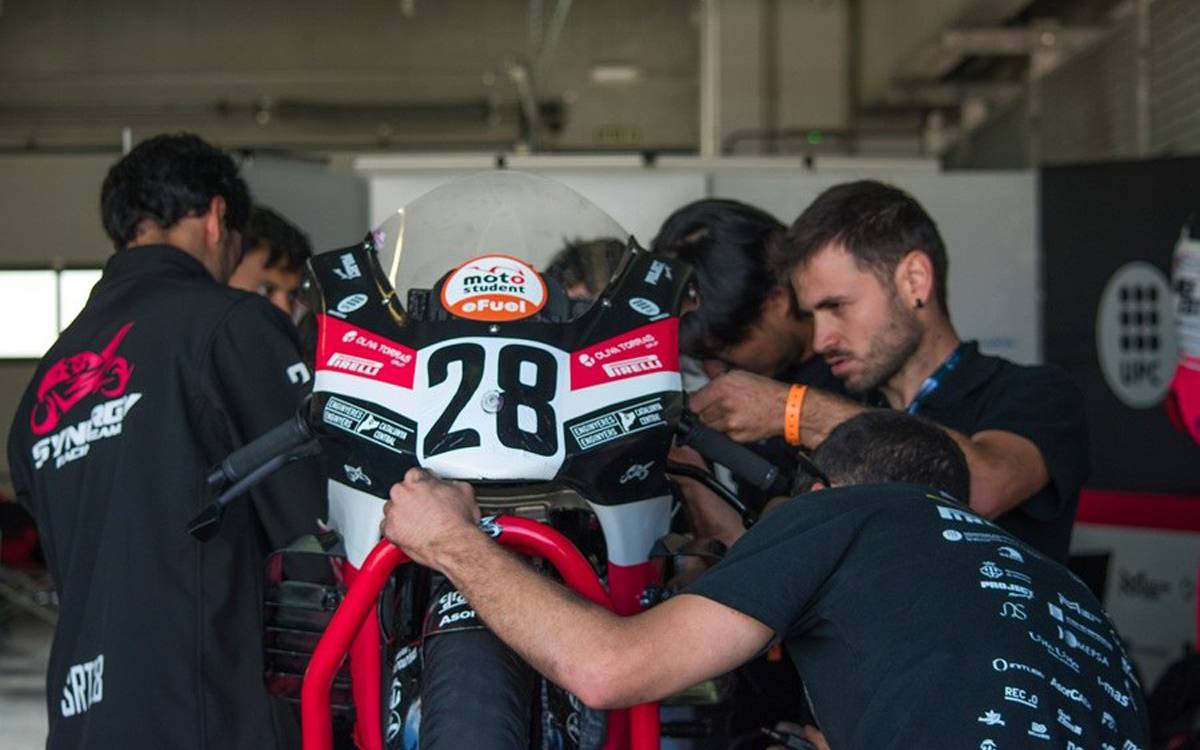 Synergy Racing Team fa història amb un podi a la MotoStudent