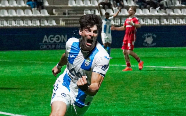 El Nàstic cau contra l’Atlètic Balears i llença la Copa a la brossa El Nàstic cau contra l’Atlètic Balears i llença la Copa a la brossa