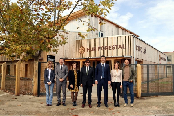 S'inaugura el Hub Forestal de Catalunya al Solsonès per posar en valor la fusta S'inaugura el Hub Forestal de Catalunya al Solsonès per posar en valor la fusta