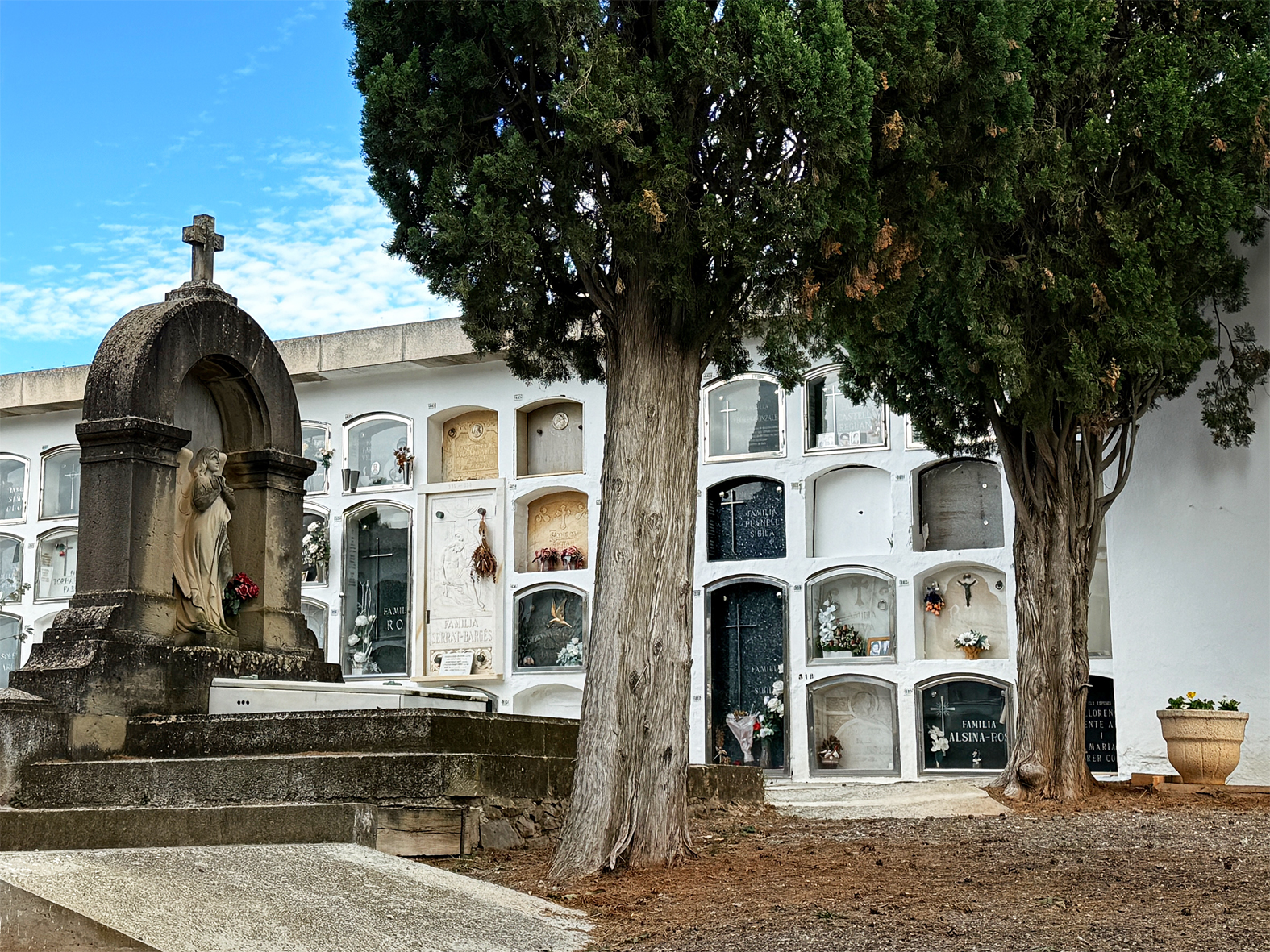 Interior del Cementiri Municipal de Súria. -  Interior del Cementiri Municipal de Súria. -