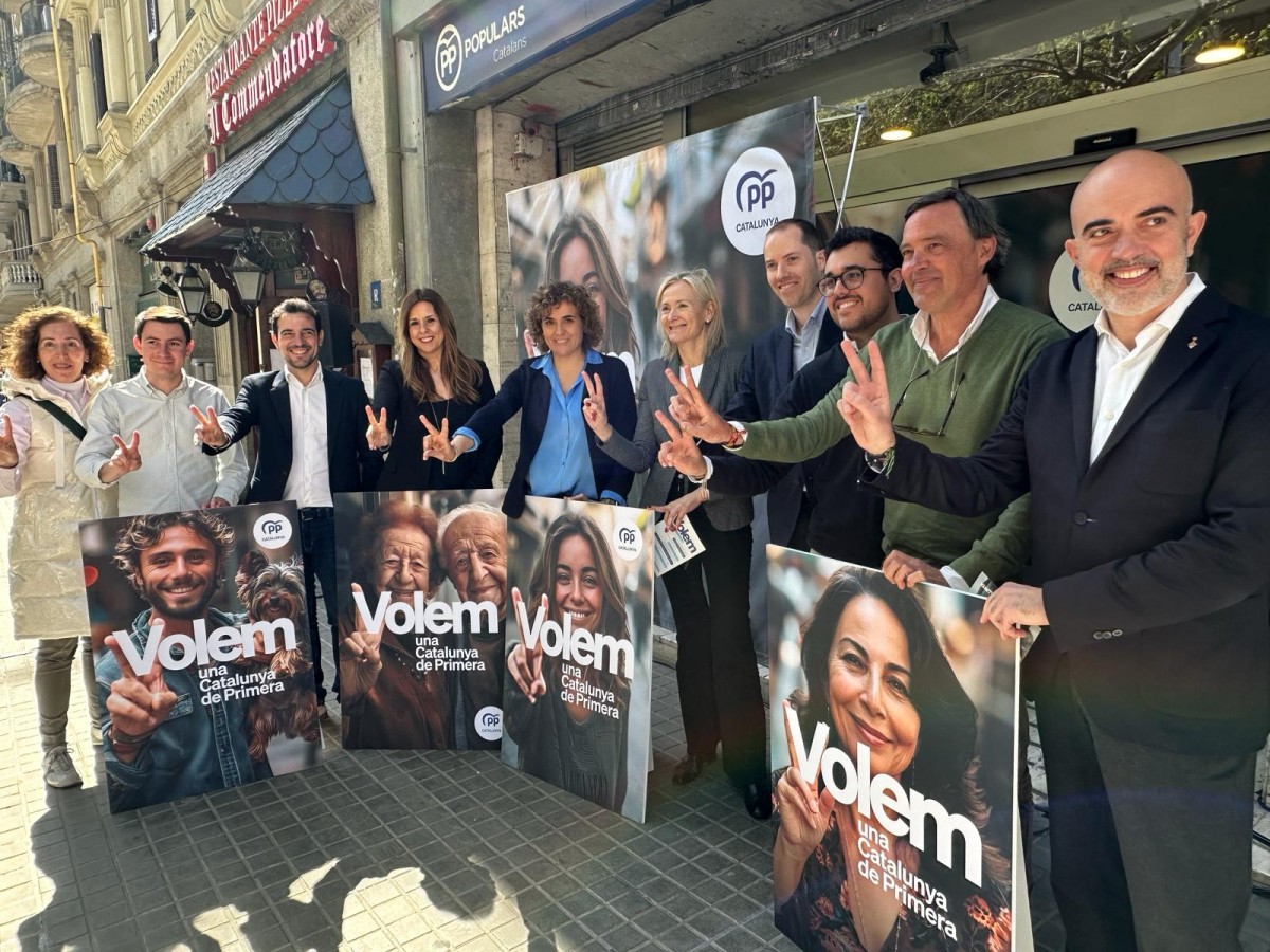 El PP invoca una Catalunya «de primera» enfront el «blanc i negre» dels independentistes