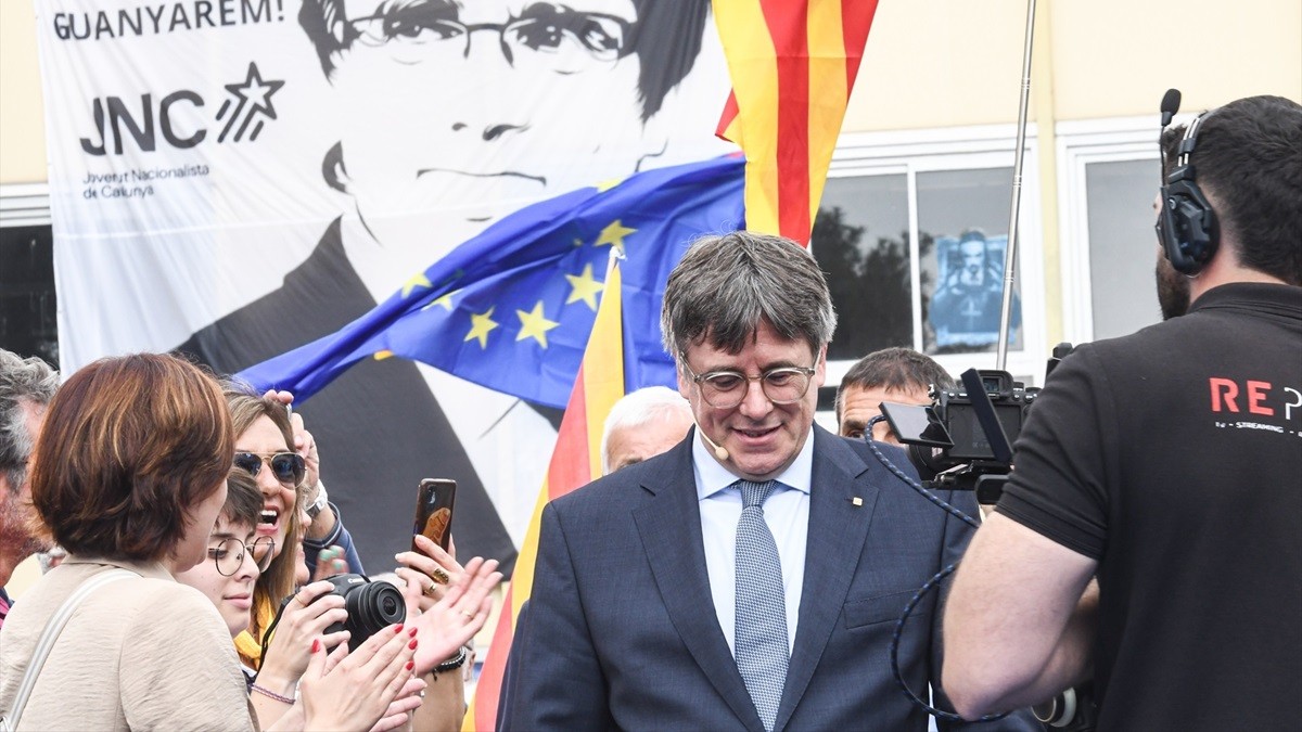 Puigdemont demana a TV3 i a Catalunya Ràdio celebrar els debats electorals a la Catalunya Nord