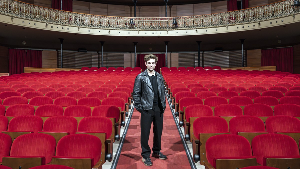 Carlos Cuevas duarant l'entrevista amb Nació - Ricard Novella