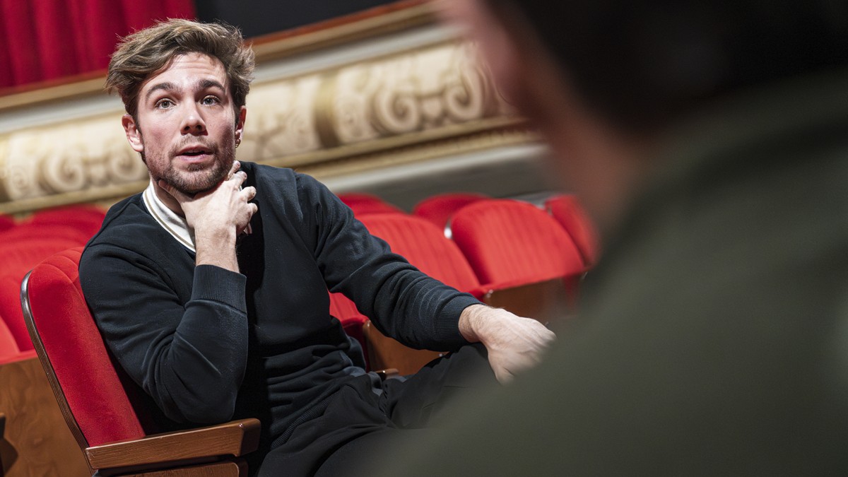 Carlos Cuevas duarant l'entrevista amb Nació - Ricard Novella