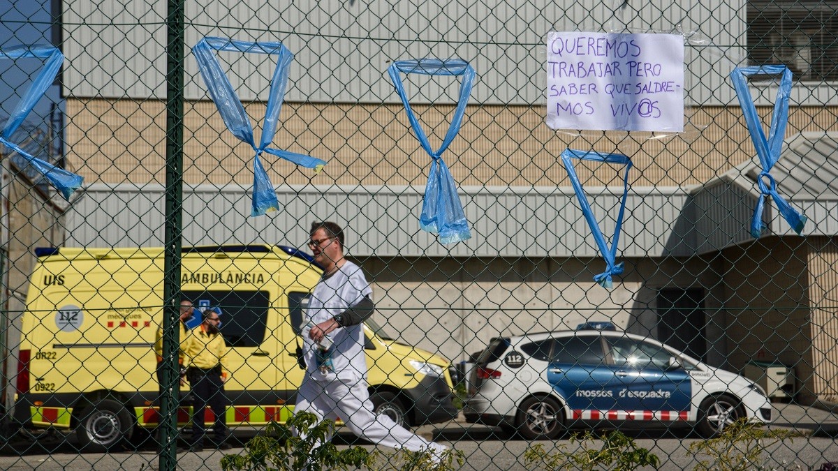 Els sindicats planten al Govern mentre torna la normalitat a les presons