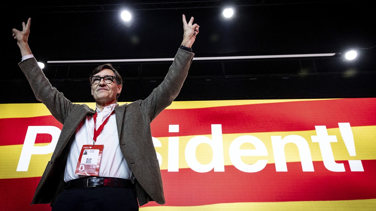 El PSC guanyaria les eleccions i ERC i Junts pugnen pel segon lloc, segons el CEO