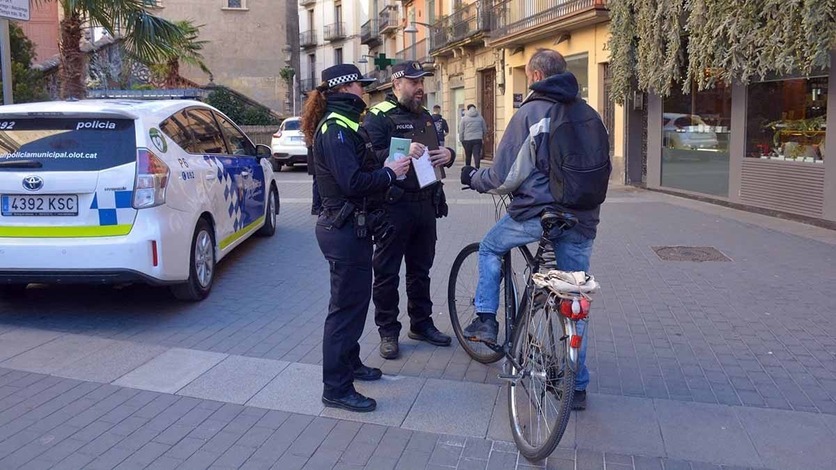 Més enllà de la Via Augusta: set decisions municipals contra la bicicleta