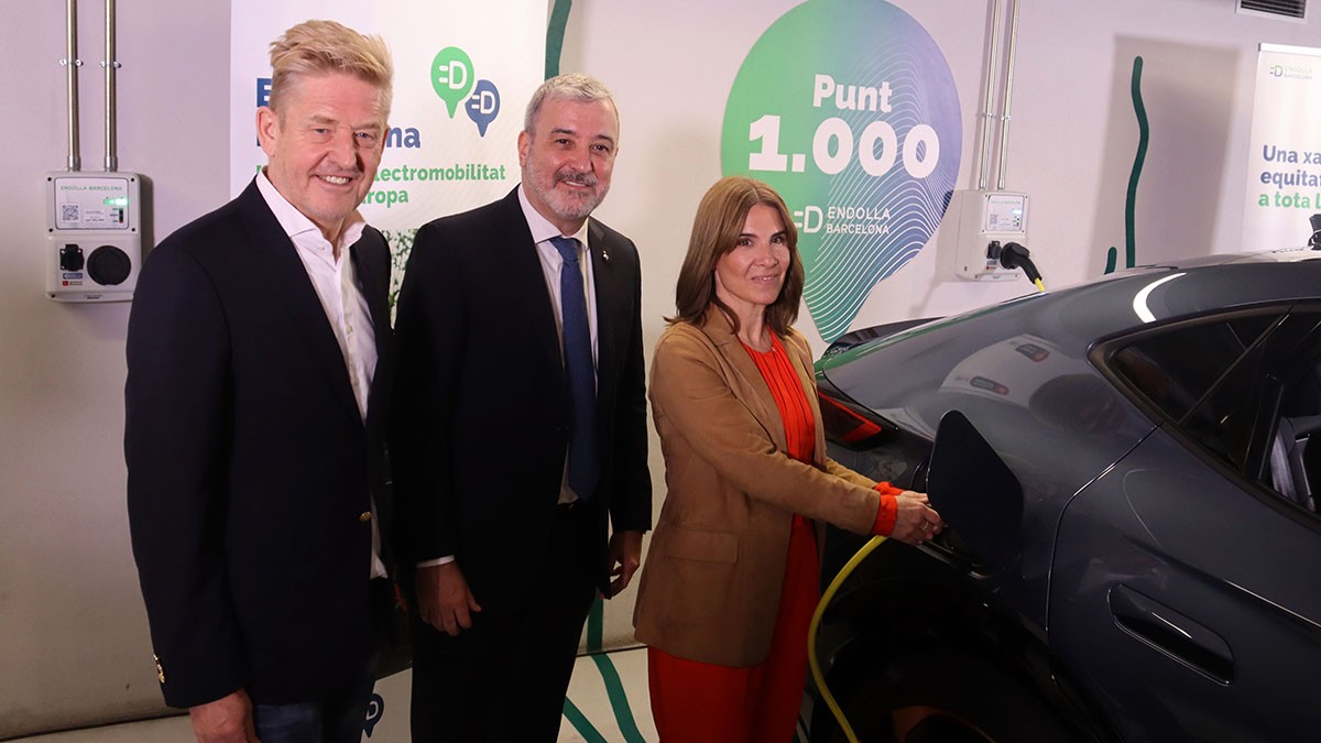 Barcelona ja té 1.000 punts de recàrrega per a vehicles elèctrics