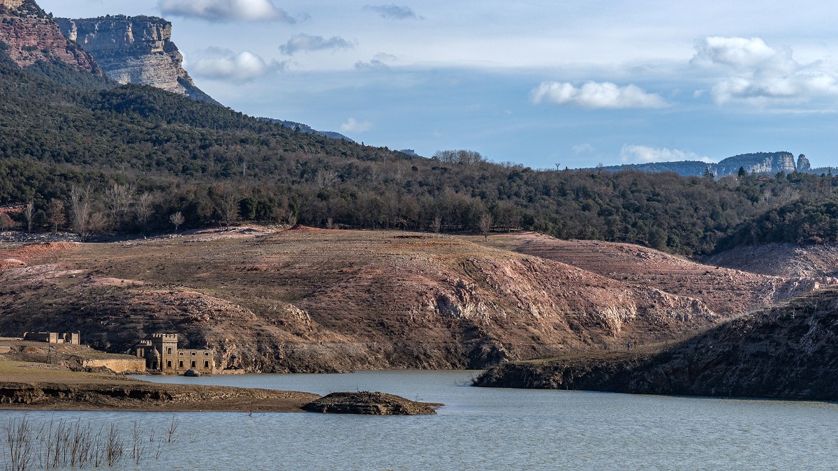 El Govern allunya l'horitzó de menys restriccions per la sequera