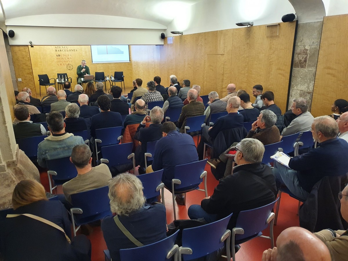 La jornada d'Acció Catalana durant la ponència d'Albert Esteve - ND