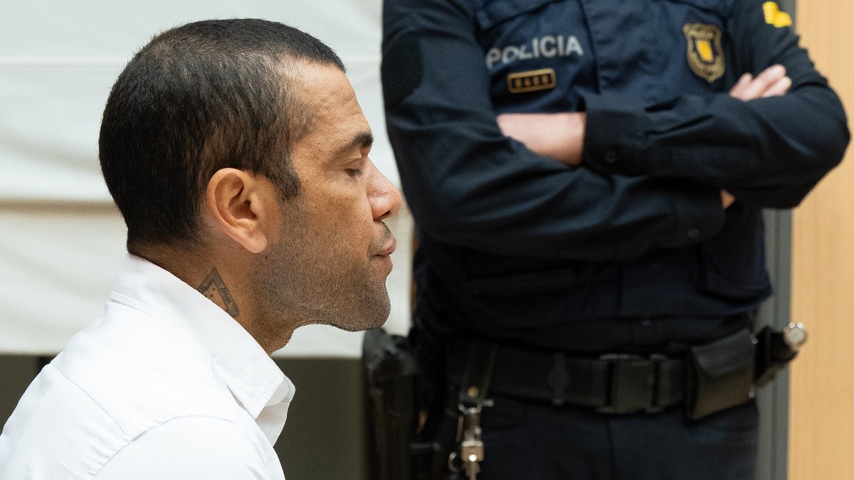 El pare de Neymar es fa enrere i no pagarà la fiança d'Alves: «Assumpte tancat»
