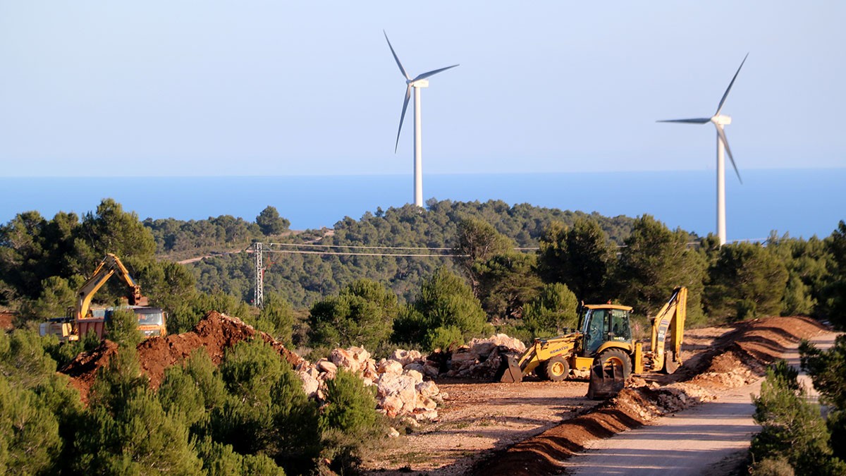 Repotenciar els vells parcs eòlics: molts menys molins i més energia