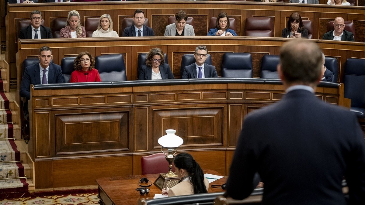 El PP acusa Sánchez d'«agenollar-se» davant ERC i Junts per la condonació del deute