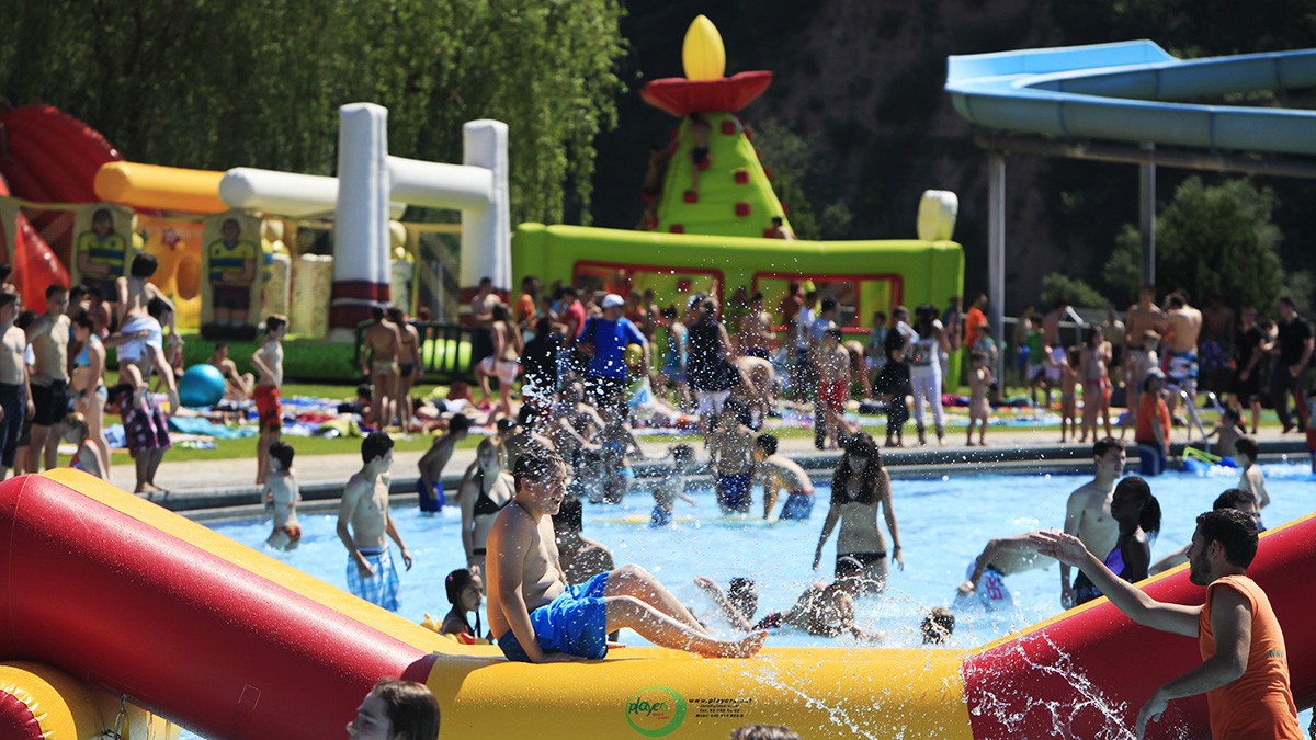 Creix la pressió dels alcaldes perquè les piscines puguin obrir com a refugis climàtics