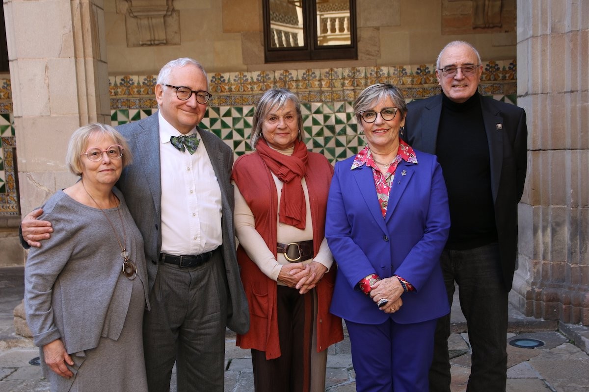 Mila Segarra, Carles Duarte, Teresa Cabré, Montserrat Garrido i Enric Ribes - IEC