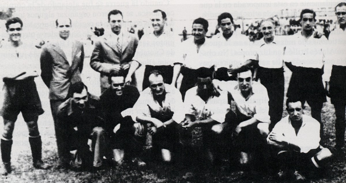 Els jugadors de l’Alabès el 1937, en plena Guerra Civil - Arxiu Alabès