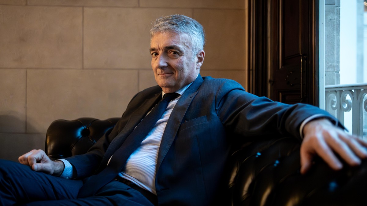 Miodrag Vlahovic, polític montenegrí - Hugo Fernández