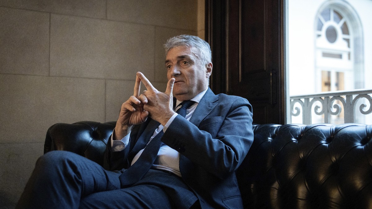 Miodrag Vlahovic, polític montenegrí - Hugo Fernández