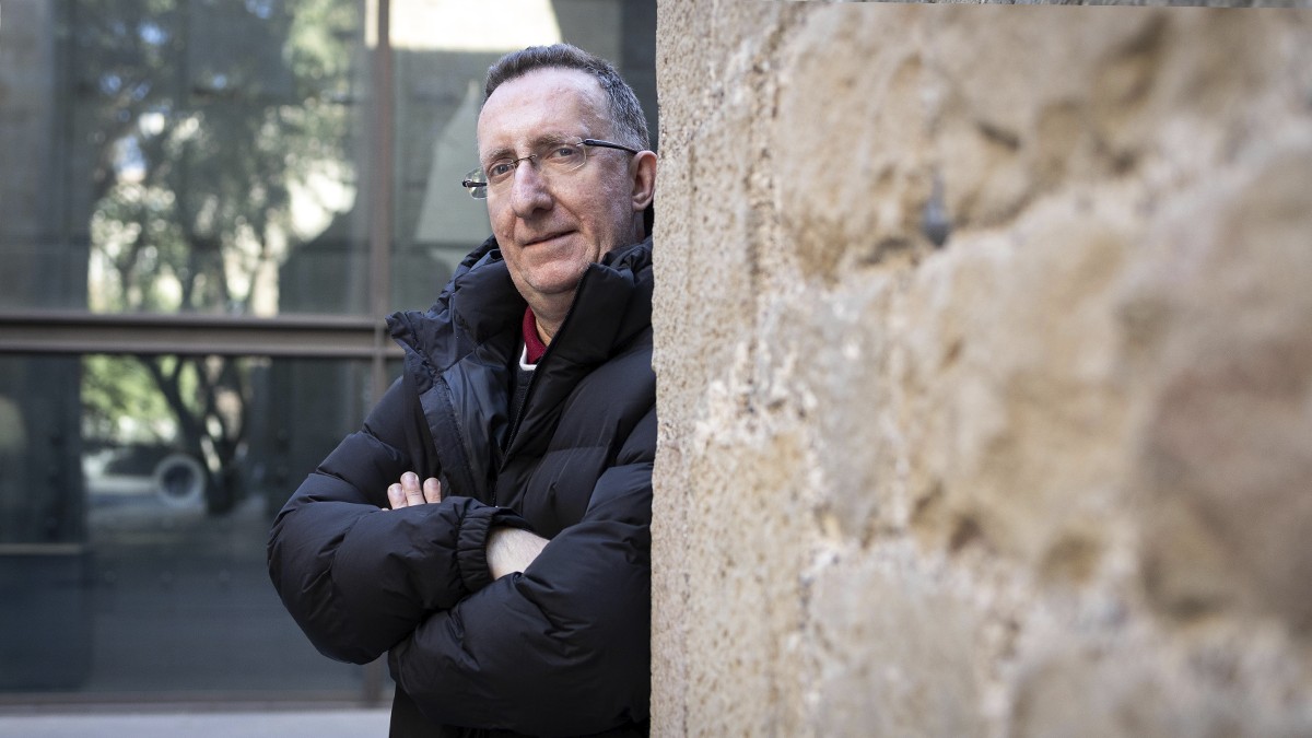 Víctor Pàmies fa 30 anys que es dedica a recollir refranys, frases fetes, dites i llenguatge figurat - Hugo Fernández