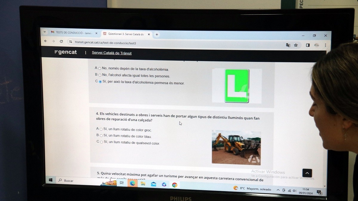 Novetat a les autoescoles: tests de conduir en català per impulsar la llengua