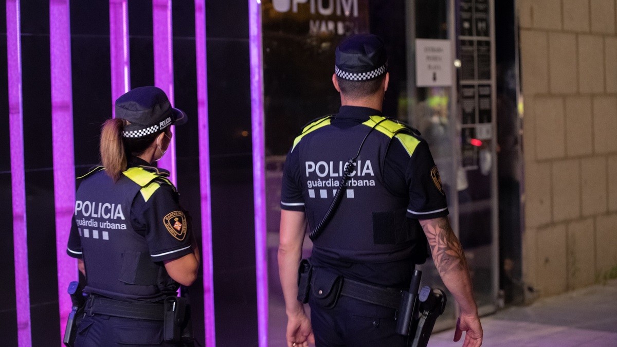 Les discoteques i els bars de copes topen amb el «Pla Endreça» de Collboni