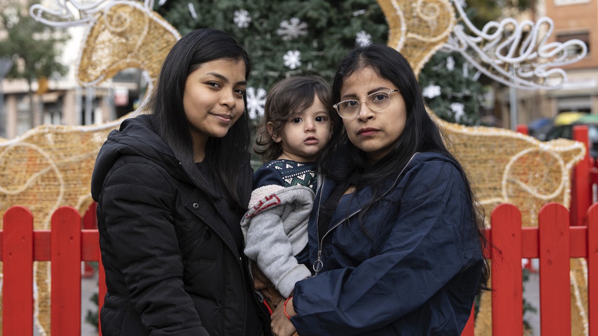 Un Nadal sense regals, feina i casa: «Ara no som ningú, però l'any que ve sí i ho celebrarem»