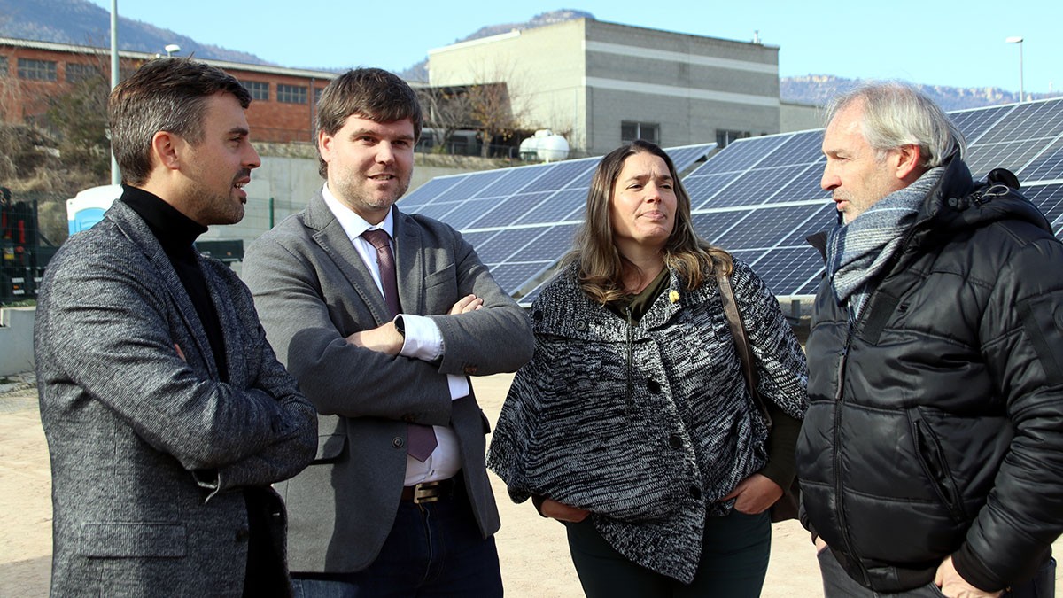El primer de molts parcs solars municipals