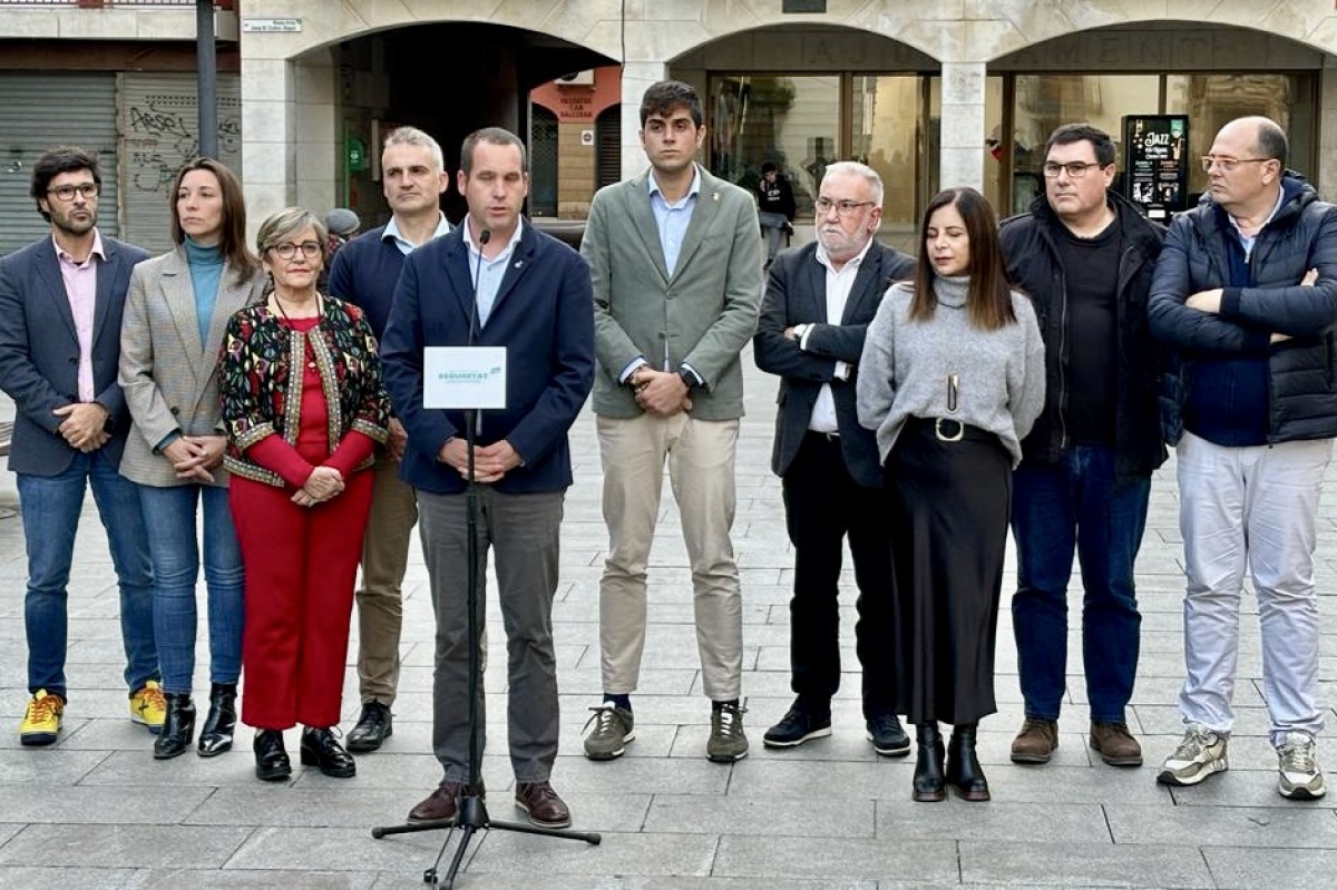 Els alcaldes de Junts al Maresme demanen l'expulsió immediata dels migrants multireincidents