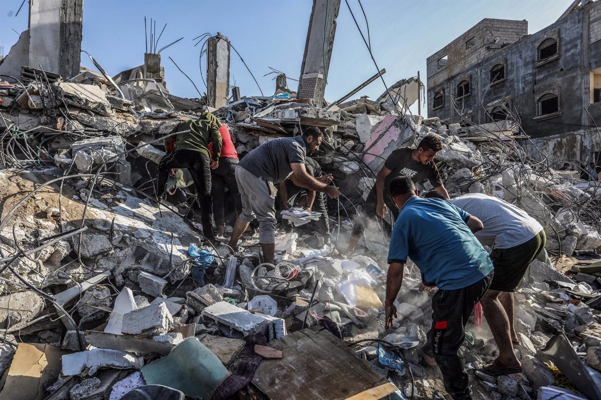 S'amplia dos dies més la treva humanitària a Gaza