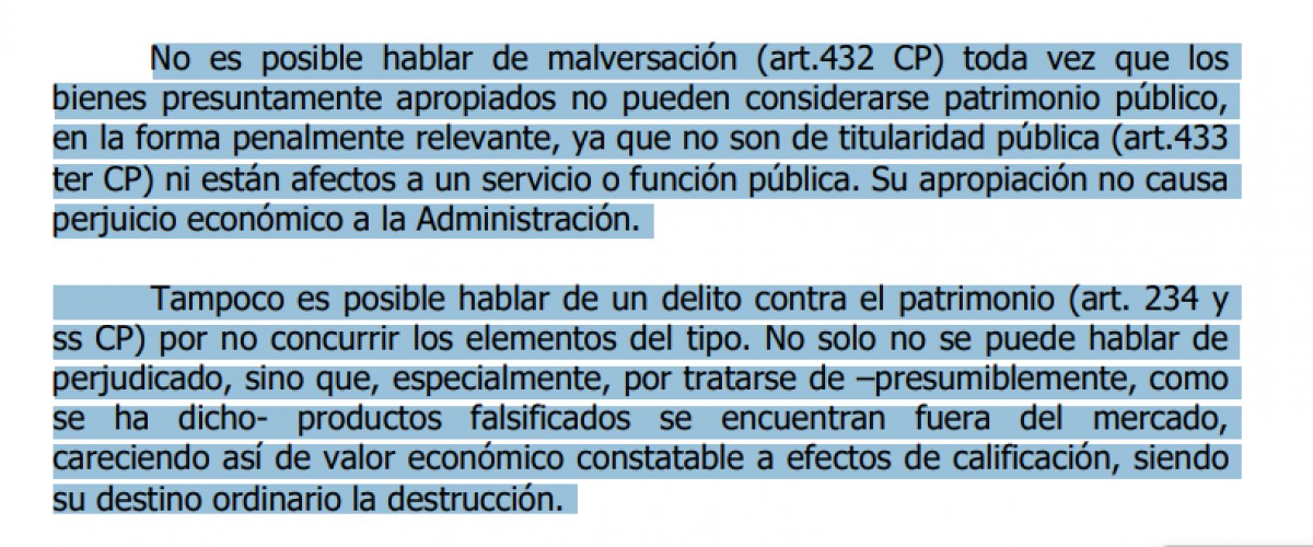 Suspenen quatre guàrdies urbans de Barcelona acusats d'apropiar-se roba comissada al top manta