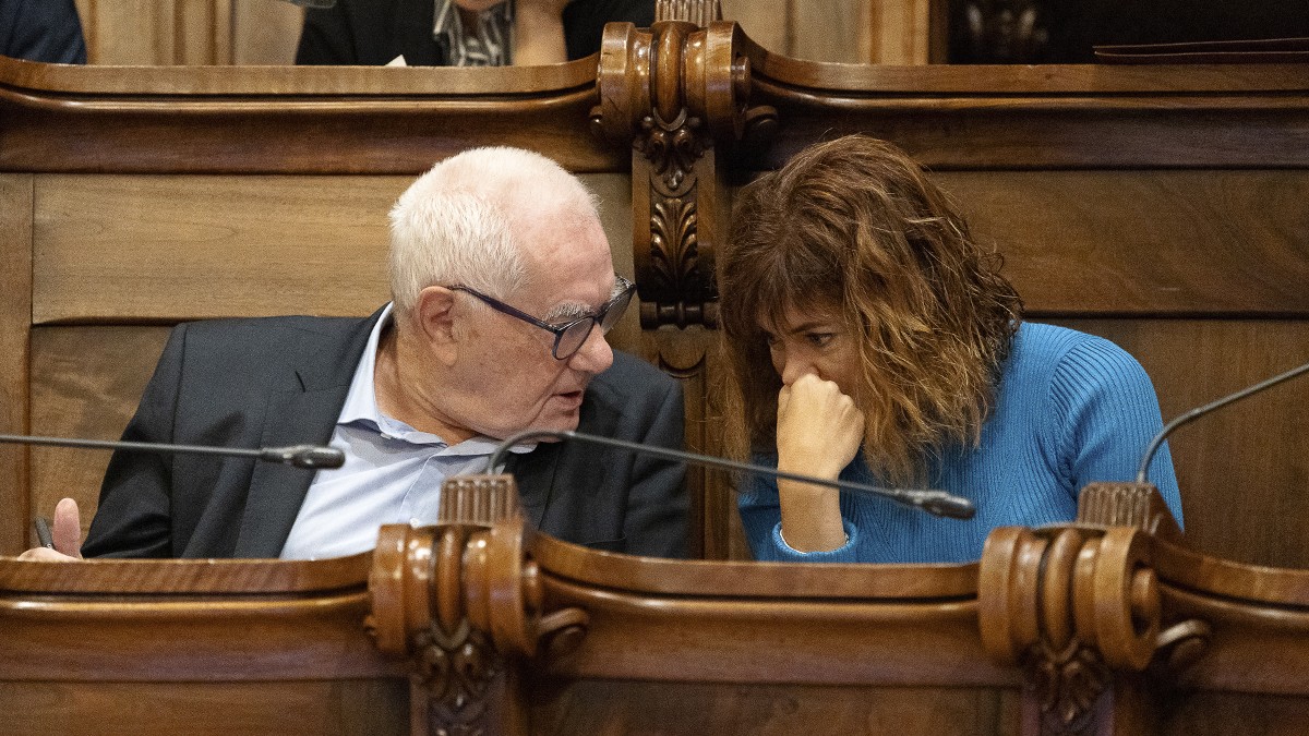 ERC intensifica el debat intern per convertir-se en soci de Collboni