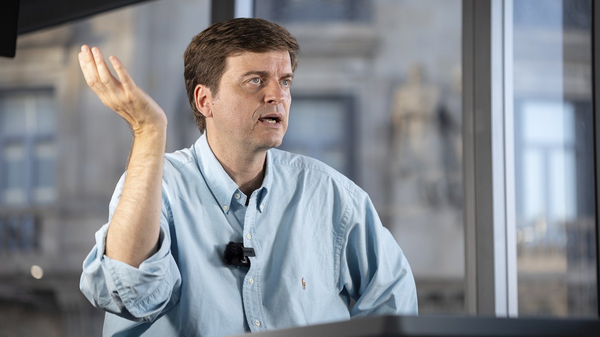 Marc Giró durant l'entrevista amb Nació - Hugo Fernández 