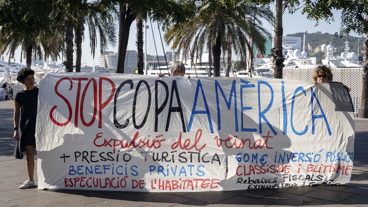 Veïns mobilitzats contra la Copa Amèrica de Vela - Hugo Fernández 