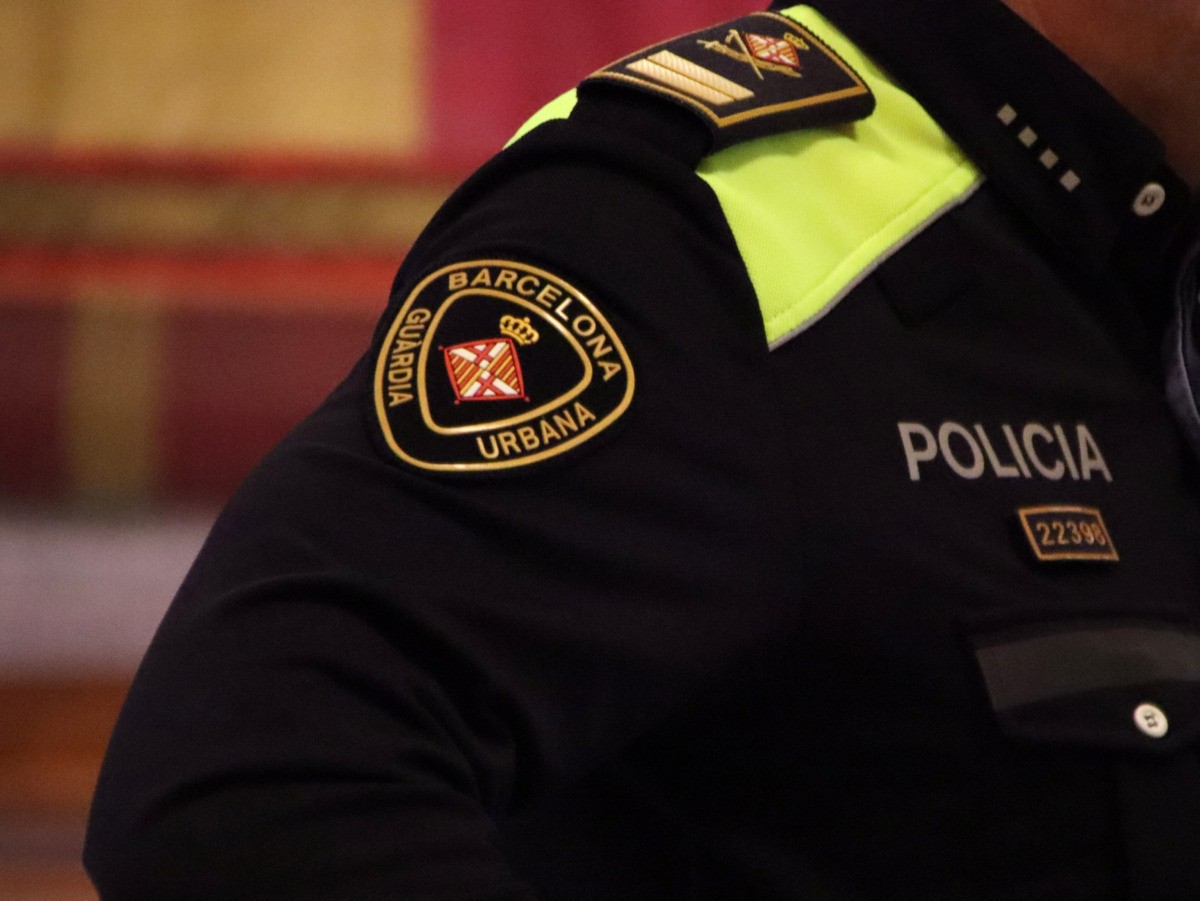Almenys sis detinguts per atracar joves amb una navalla a Barcelona