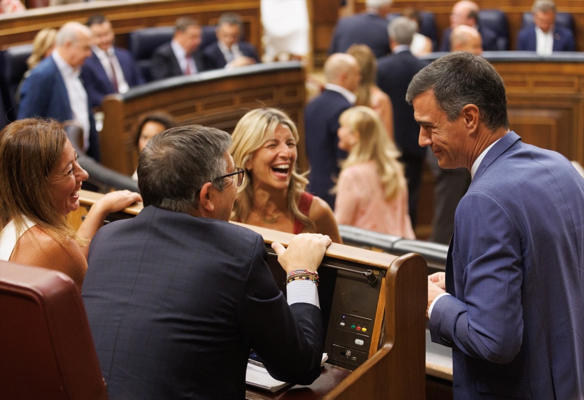 Unes noves eleccions situarien el PSOE per davant del PP, segons el CIS
