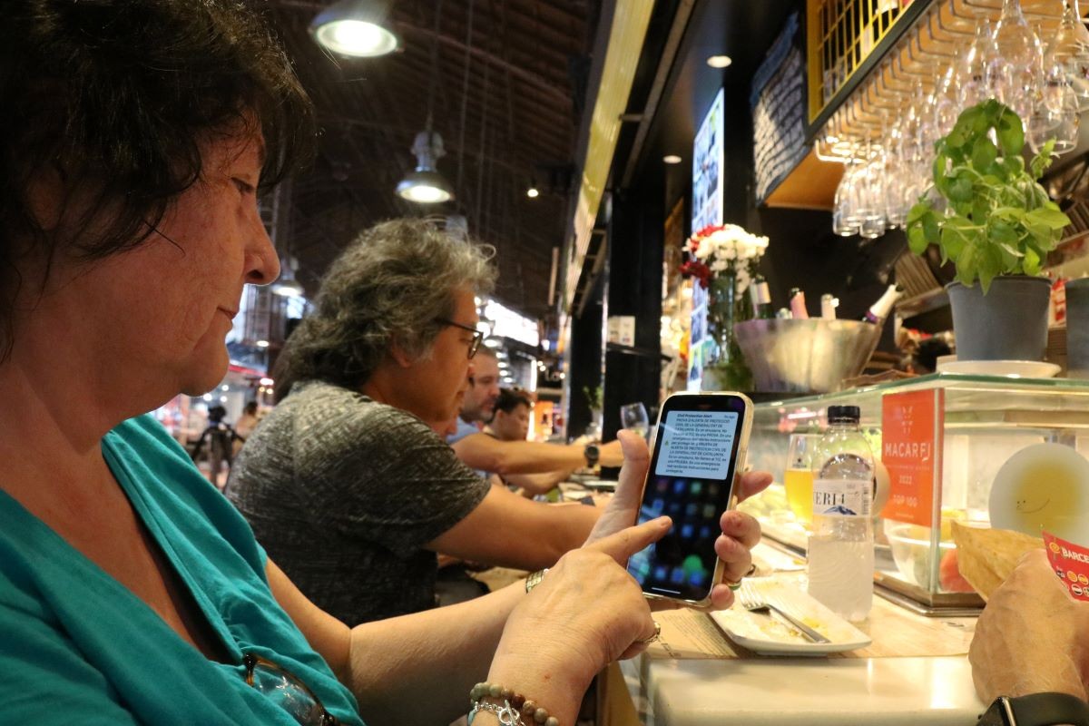 El simulacre de Protecció Civil enganxa desprevinguts els turistes: «Pensava que era una emergència»