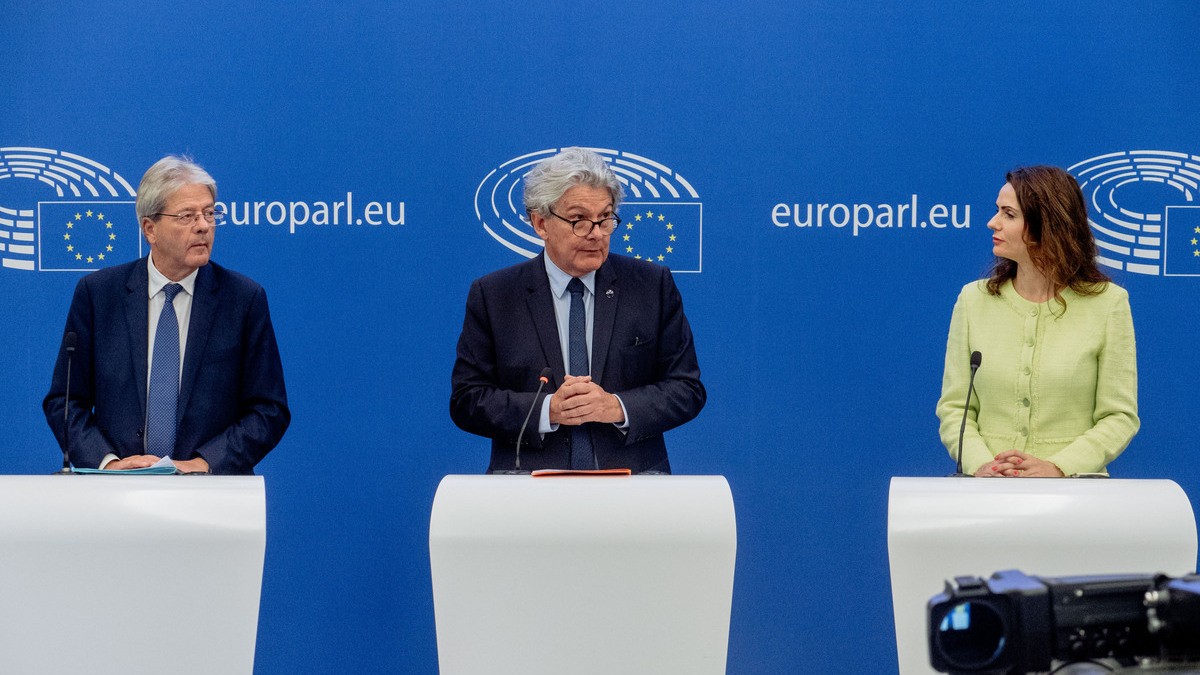 La Unió Europea proposa harmonitzar el marc impositiu de les grans multinacionals per atraure inversions