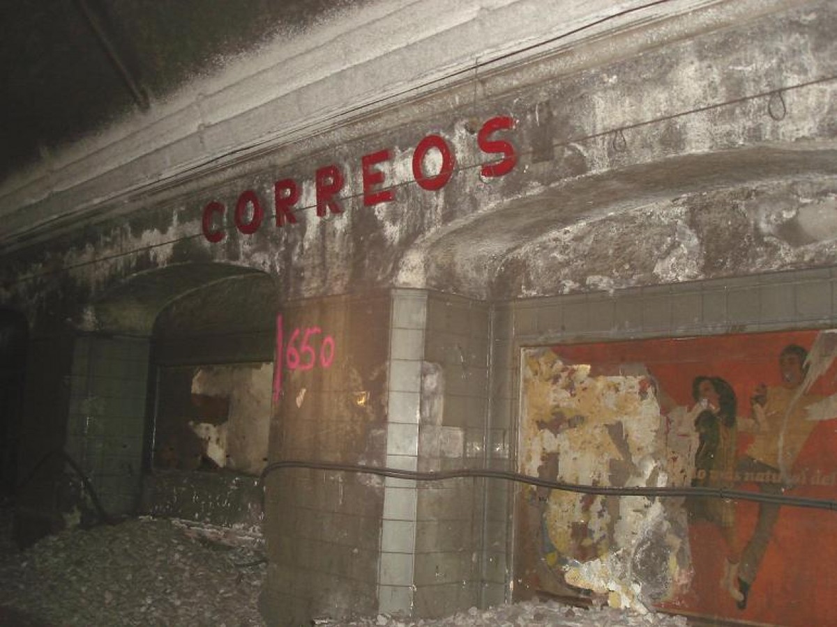Per què no es pot recuperar l'estació de metro «Correus» si TMB l'ha restaurat aquest estiu?