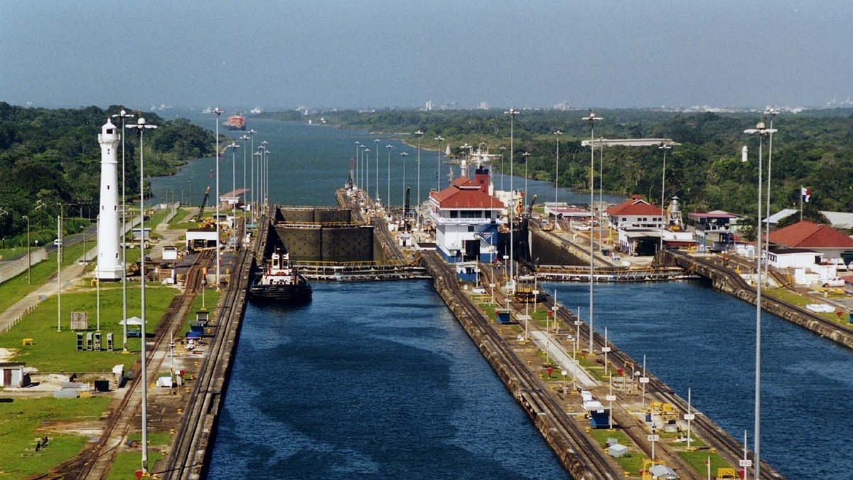 El canal de Panamà, col·lapsat per la sequera: més de 130 vaixells esperen torn
