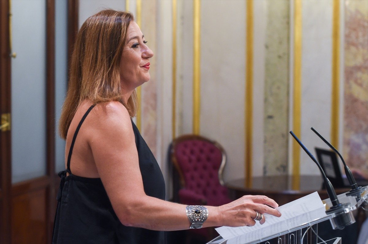 Armengol dona temps a Feijóo: el ple d'investidura serà el 26 i 27 de setembre