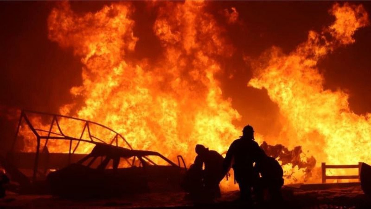 Almenys 35 morts i 80 ferits per una explosió en una gasolinera a Rússia