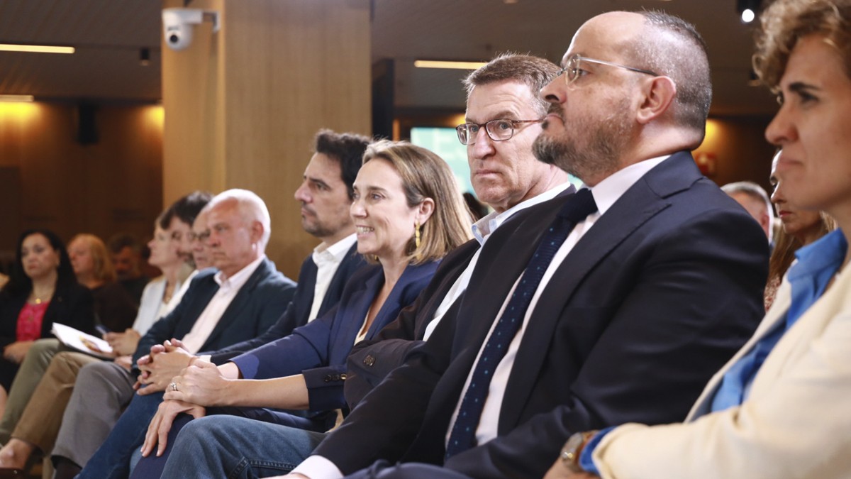L'alineament d'Alejandro Fernández amb Aznar complica el 155 de Génova al PP català