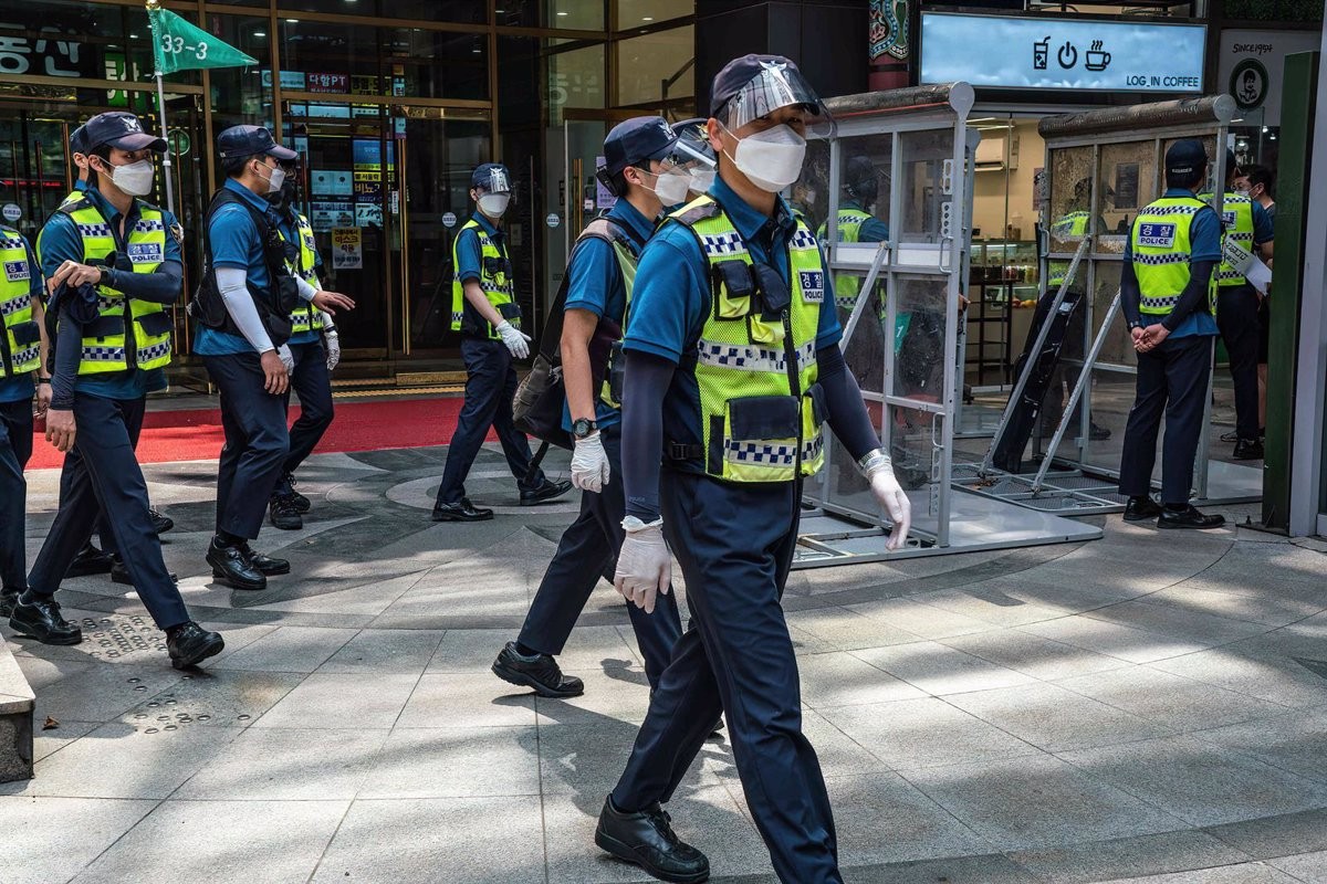 Terrorisme a Corea del Sud: almenys 14 ferits en un atropellament massiu, amb apunyalaments pel carrer