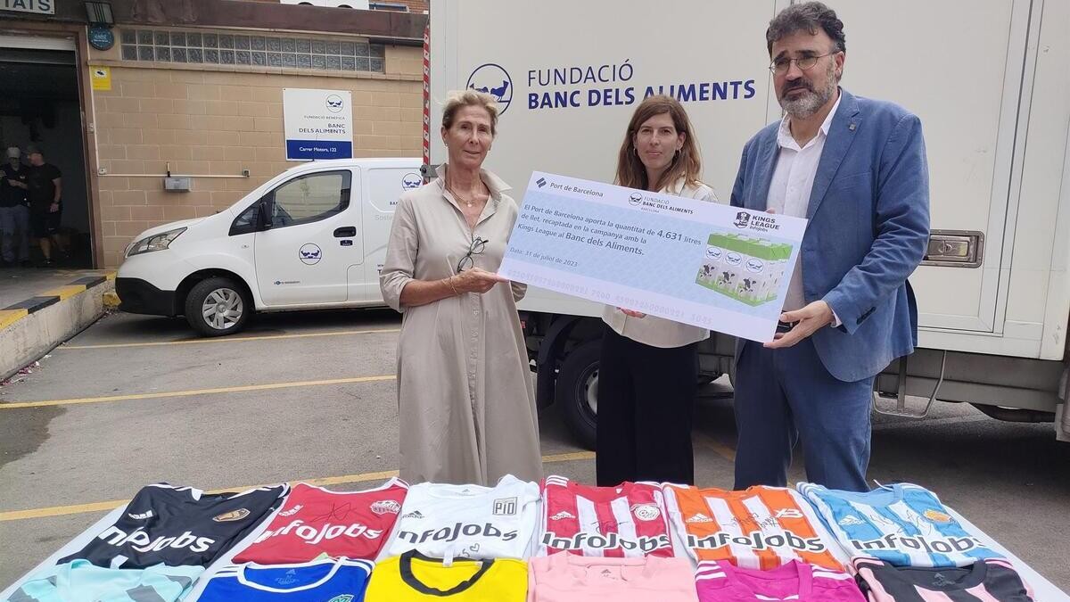La Kings League i el Port de Barcelona aporten 4.600 litres de llet al Banc dels Aliments