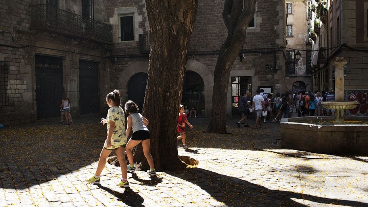 Cop de timó a Sant Felip Neri: un nou pacte enterra l'expropiació i fixa un lloguer a 20 anys
