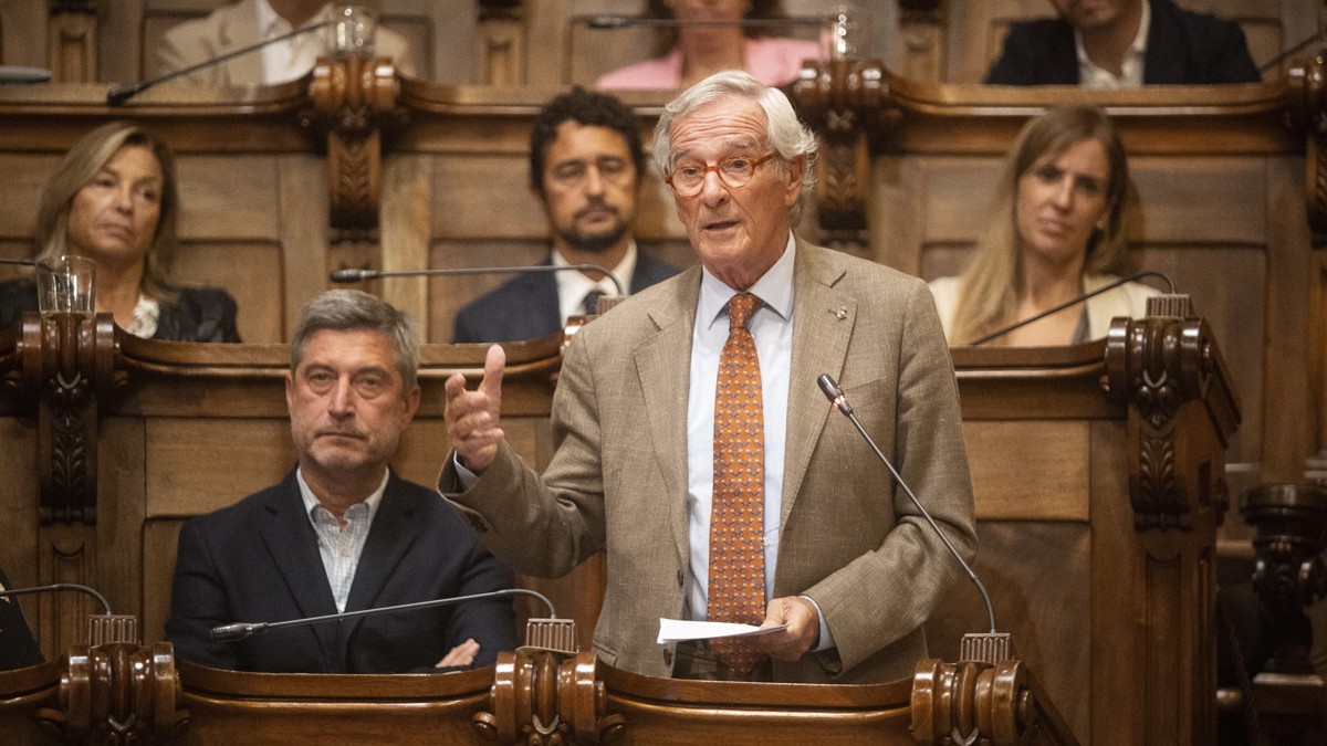 Trias canvia d'opinió: ara es queda a l'Ajuntament almenys fins al 2024