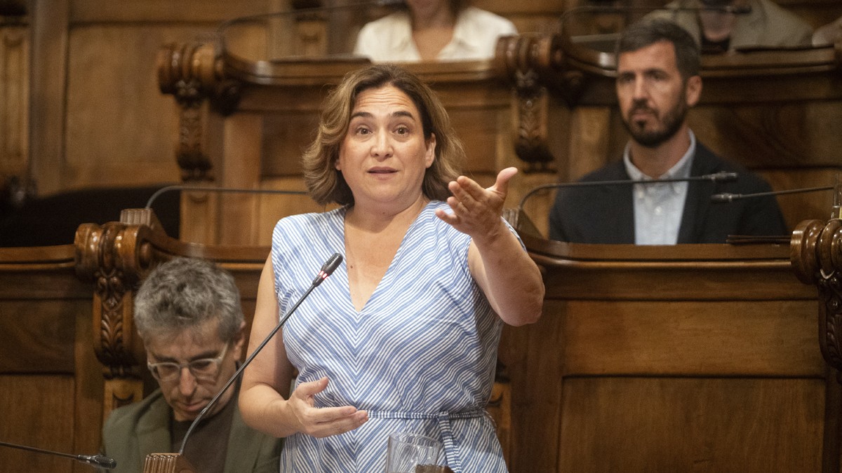 Ada Colau, intervé al ple de l'ajuntament - Hugo Fernández 