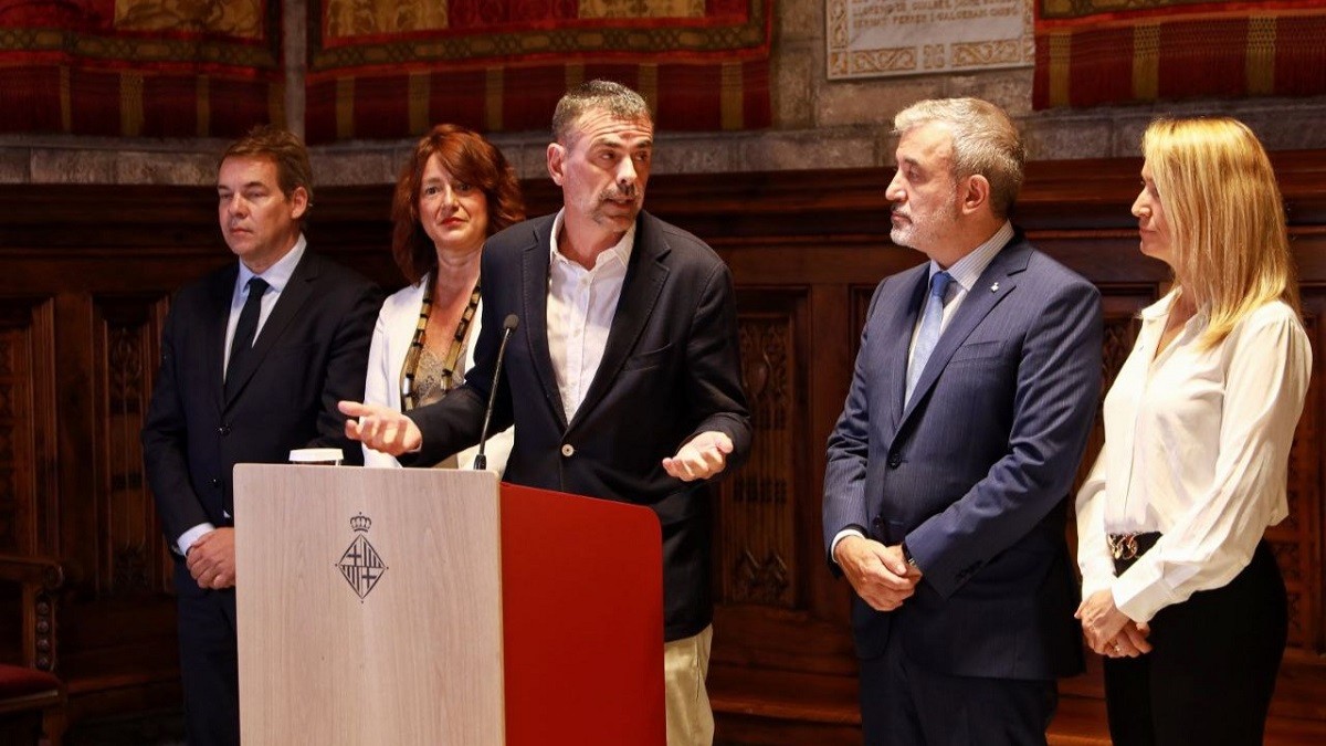 Collboni fitxa Hereu, Mas-Colell i Pere Macias pel consell d'infraestructures de Santi Vila